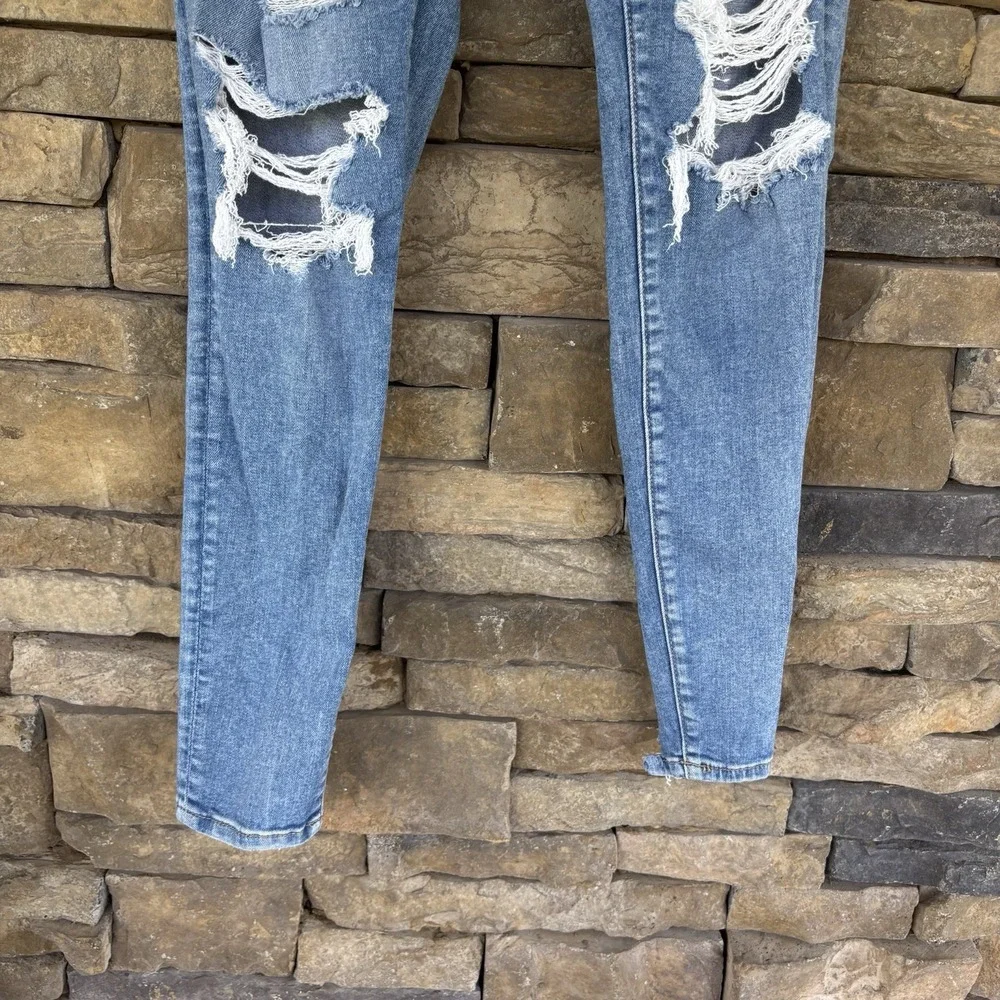 Womens American Eagle Super Stretch Super Hi-Rise Distressed Jegging, Size‎ 6L